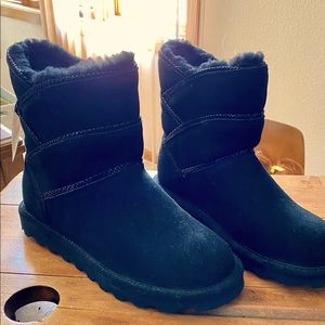 Bear paw short boot